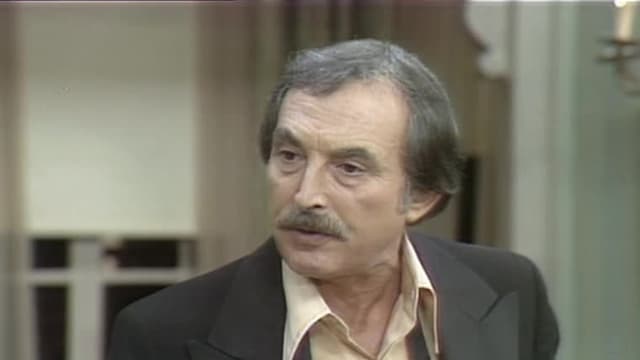 S04:E402 - The Split