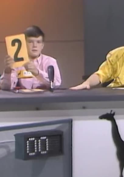 S01:E11 - Gazelles vs. Giraffes poster