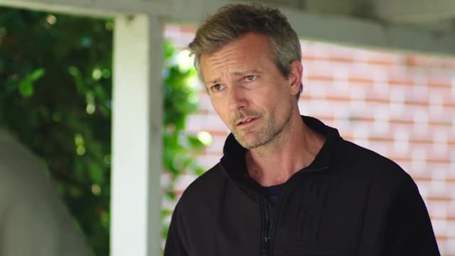 S01:E06 - Episode 6