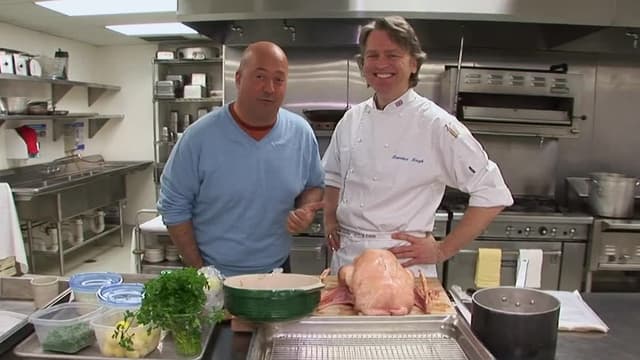 S02:E20 - Holiday Special