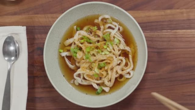 S05:E15 - Udon Noodles at Home