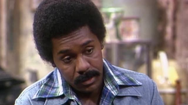 S04:E03 - A Little Extra Security