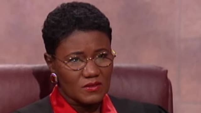 S01:E241 - Lisa vs. David