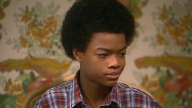 S03:E311 - First Love