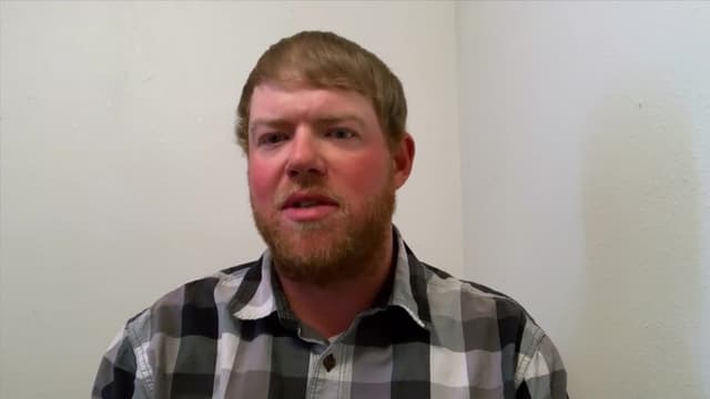 S02:E05 - Little Prop of Horrors