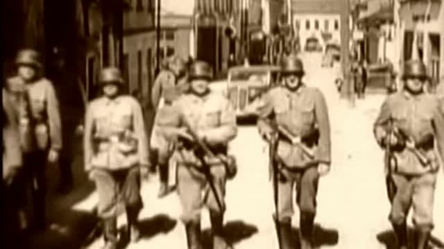 S01:E07 - The Invasion of the Soviet Union