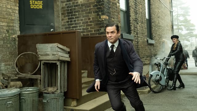 S16:E21 - Murder in F Major