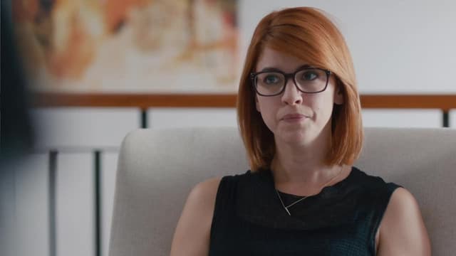 S01:E08 - Popsicle and a Hoop Earring