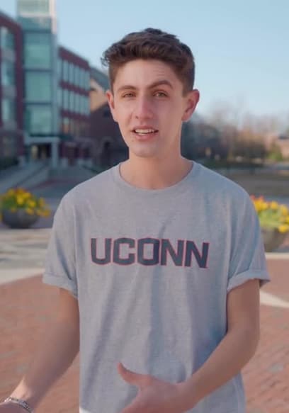 Póster de S01:E07 - University of Connecticut