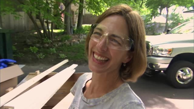 S01:E09 - Beach Cottage Get-Away