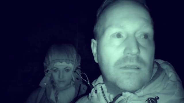 S08:E01 - The Abandoned Farmhouse