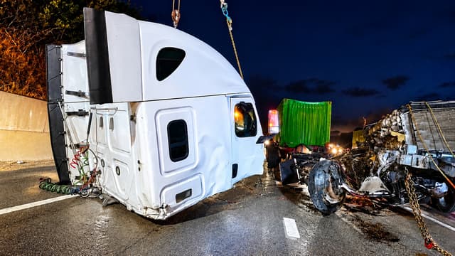 S01:E18 - This Semi Crashed So Hard the Cab Ripped Clean Off
