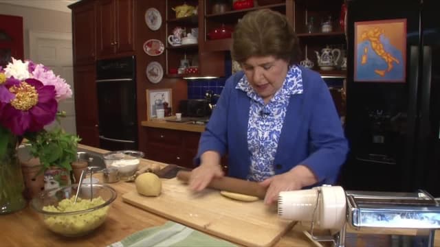 S29:E22 - Potato Ravioli (I Ravioli Di Patate)