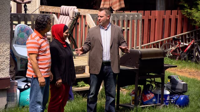 S01:E01 - Big Family vs. Big Family