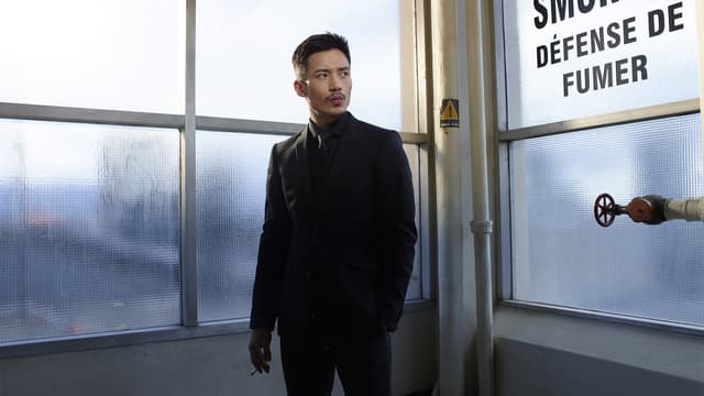 S02:E08 - Complicit