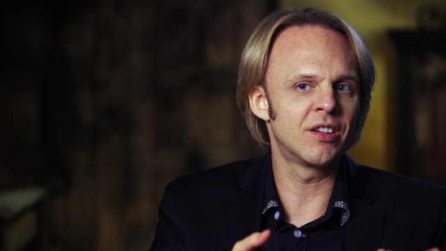 S09:E07 - Alien Messages