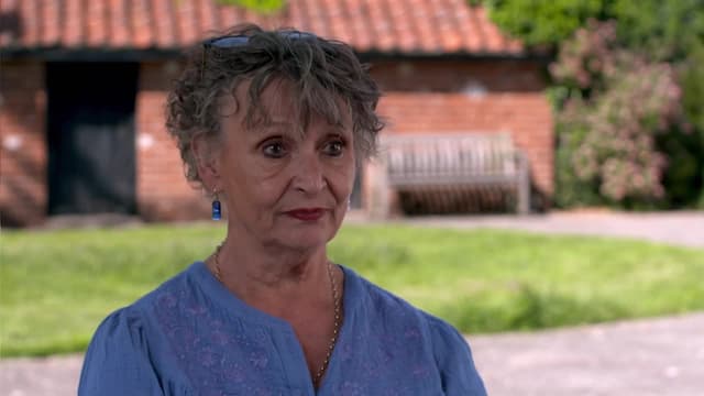 S02:E05 - A Stitch in Time