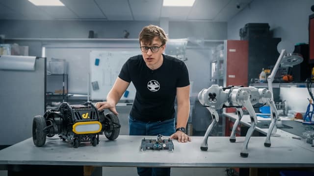 S01:E09 - $1 Robot vs $200,000 Robot