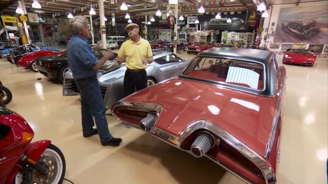 S19:E18 - Jay Leno Modular Flooring Design Options (RaceDeck)