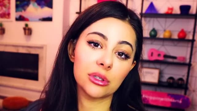 S04:E11 - Reacting to the Funniest YouTuber TikTok Videos / Creative People Who Are on Another Level