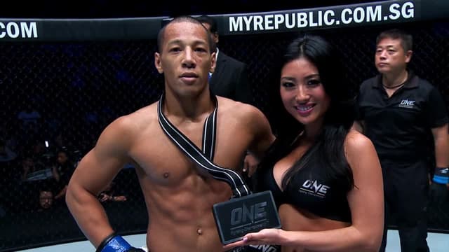 S01:E01 - Boku vs Moreira