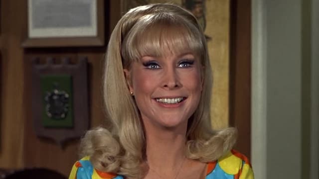 S03:E06 - Jeannie, the Hip Hippie