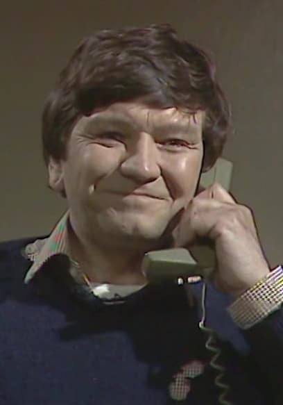S04:E01 - The Telephone Call poster