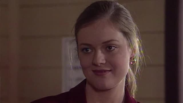 S02:E07 - A Bird in the Hand