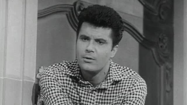 S02:E52 - The Giant Jackrabbit