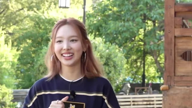 S04:E13 - Nayeon