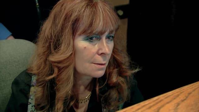 S09:E07 - The White Hart Hotel