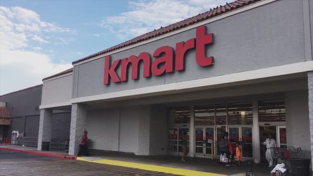 S03:E02 - The Retail Reckoning