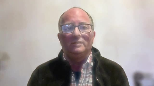 S05:E21 - Shadow Figure and More