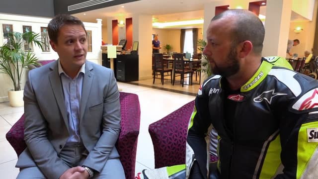 S03:É02 - S03:E02 - Episode 2