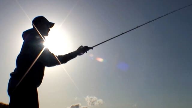 S01:E20 - Rapid Fire Swimbait Action: Clearlake, California