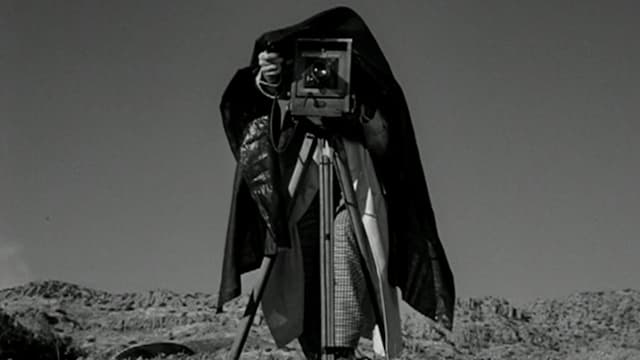 S01:E24 - The Poisoners