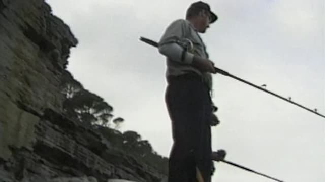 S01:E17 - Marlin Off the Rocks: Australia, Spooled