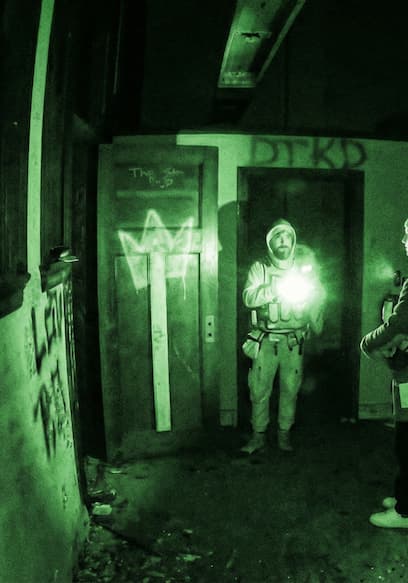 Póster de S01:E10 - Haunted Insane Asylum W/ Matt Rife