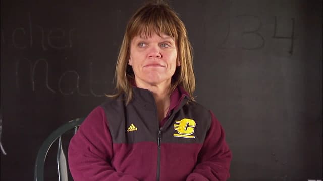 S11:E09 - Breaking Down the Walls