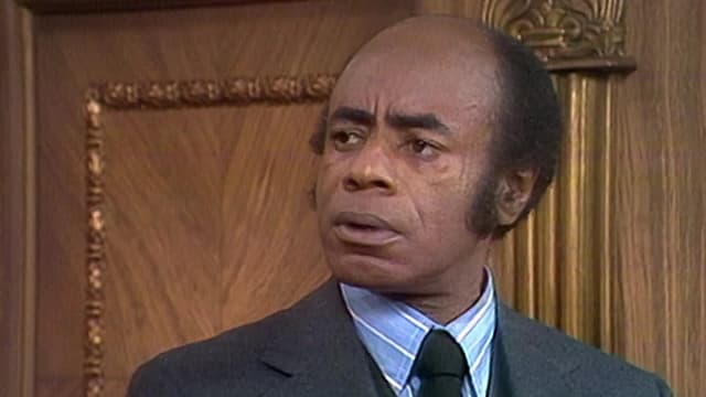 S02:E14 - The Elevator Story
