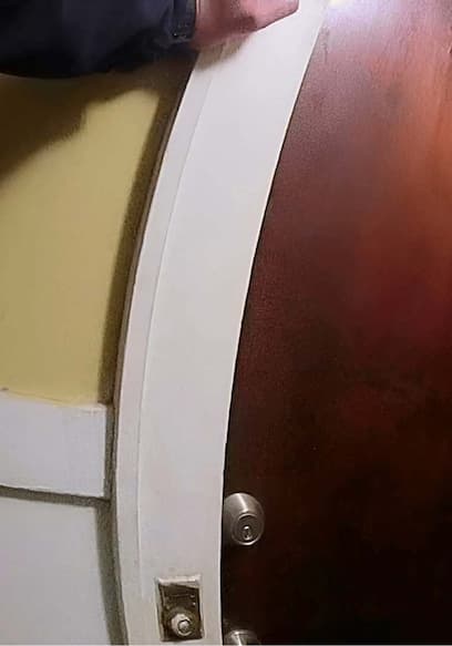S01:E06 - Police Respond to Apartment Attack poster