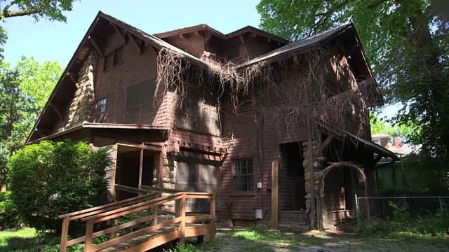 S03:E02 - Cistern Act