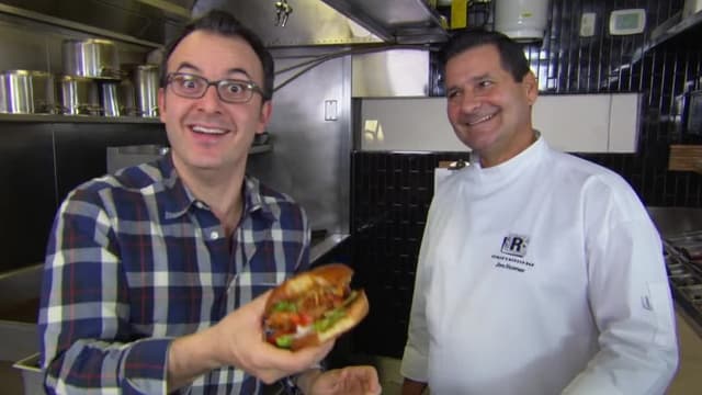 S04:E18 - Romer’s, Mezes Restaurant, Royers Round Top Café