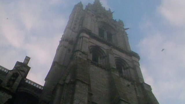 S01:E11 - Sacred Site: Chartres Cathedral