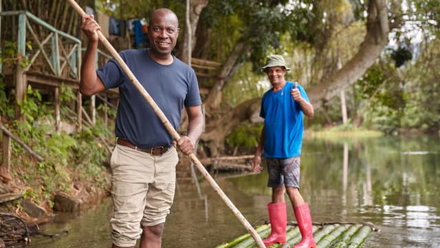 S01:E10 - Baracoa - Cuba