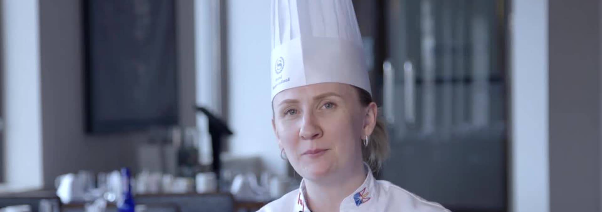Watch Chef Roary's Restaurant Showcase S04:E08 - Episode 8 - Free TV ...
