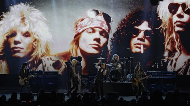 S03:E03 - Guns N Roses