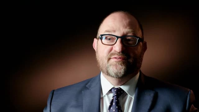 S05:E05 - The Wrong Mr. Right