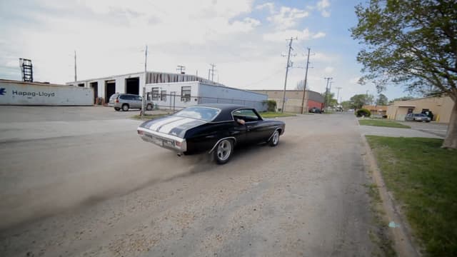 S01:E02 - 1970 Chevrolet Chevelle SS, 1926 Velie