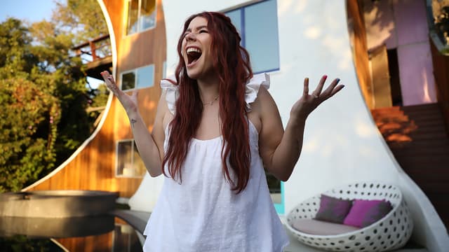 S01:E06 - Innovation, Design and Style: Modern Marvels